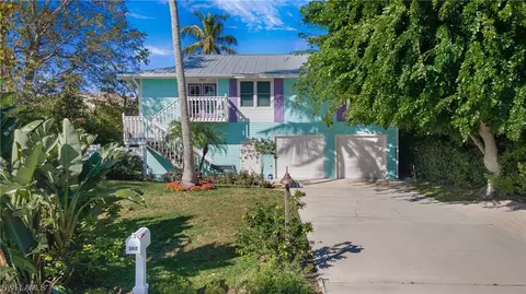 3412 Lakeview Dr, Naples, FL 34112