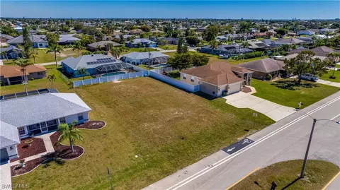 2817 Academy Blvd, Cape Coral, FL 33904