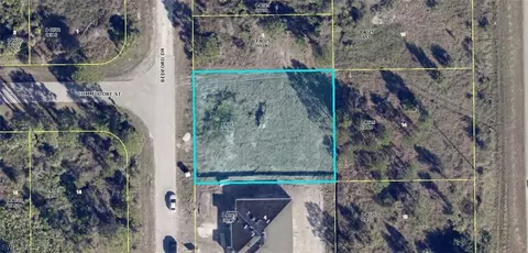845-847 Bedford Dr, Lehigh Acres, FL 33974