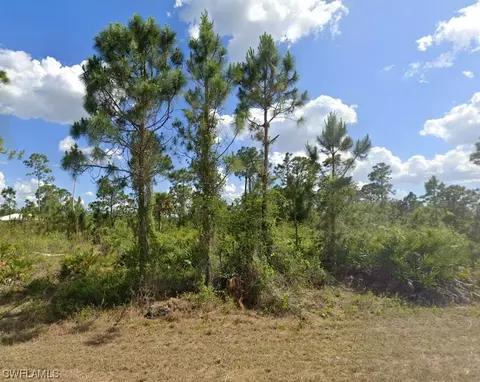 1130 Dutchess St E, Lehigh Acres, FL 33974