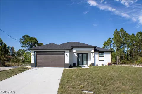 3010 38th St W, Lehigh Acres, FL 33971