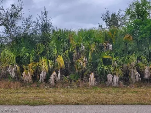 3804 Hyde Park Dr, Fort Myers, FL 33905