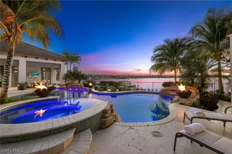 17450 Via Lugano Ct, Miromar Lakes, FL 33913