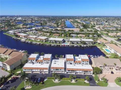 4210 SE 20th Pl #B1, Cape Coral, FL 33904