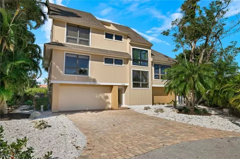 1769 Venus Dr, Sanibel, FL 33957