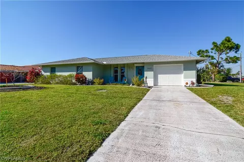 2015 SE 16th St, Cape Coral, FL 33990