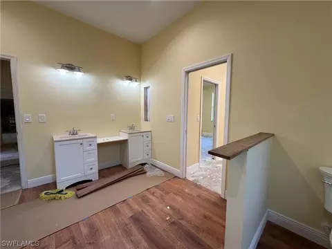 Bath - 20708 Charing Cross Cir, Estero, FL 33928 photo 4 of 4