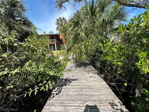 Exterior - 20708 Charing Cross Cir, Estero, FL 33928 photo 7 of 13