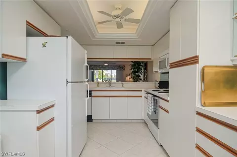 Kitchen - 4120 Lorene Dr #101, Estero, FL 33928 photo 3 of 3