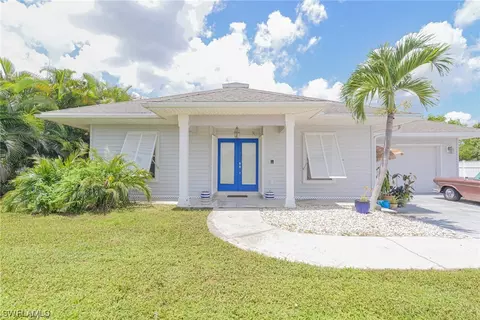 2367 Andros Ave, Fort Myers, FL 33905