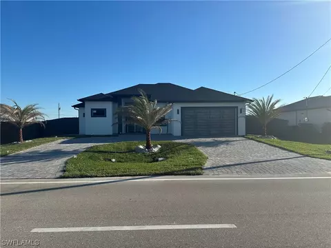 1112 Embers Pkwy W, Cape Coral, FL 33993