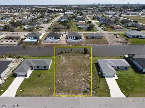 919 NE 13th Pl, Cape Coral, FL 33909