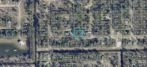 733 Giorgio Ave S, Lehigh Acres, FL 33974