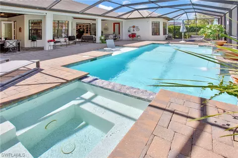 2327 Somerset Pl, Naples, FL 34120