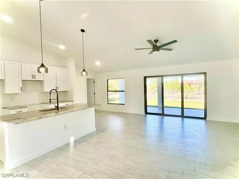 2706 35th St SW, Lehigh Acres, FL 33976