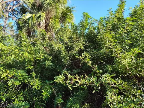 3013 33rd St W, Lehigh Acres, FL 33971
