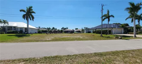 1722 SW 53rd Ln, Cape Coral, FL 33914