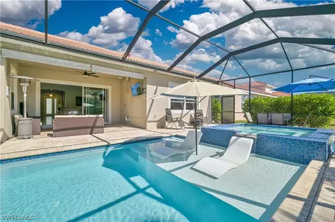 3245 Royal Gardens Ave, Fort Myers, FL 33916