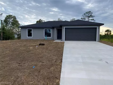 3206 Vera Ct, Lehigh Acres, FL 33976