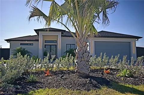 622 NE Juanita Ct, Cape Coral, FL 33909