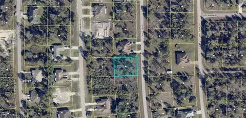 924-926 Countess Ave, Lehigh Acres, FL 33974