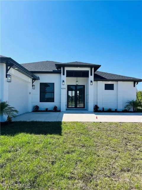 4094 22nd Ave NE, Naples, FL 34120