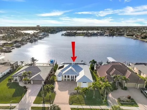 5228 Pelican Blvd, Cape Coral, FL 33914