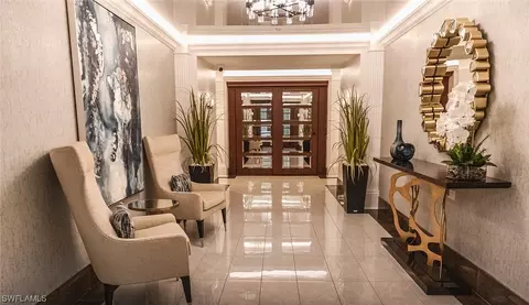295 Grande Way #506, Naples, FL 34110