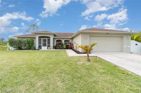 2705 6th St W, Lehigh Acres, FL 33971