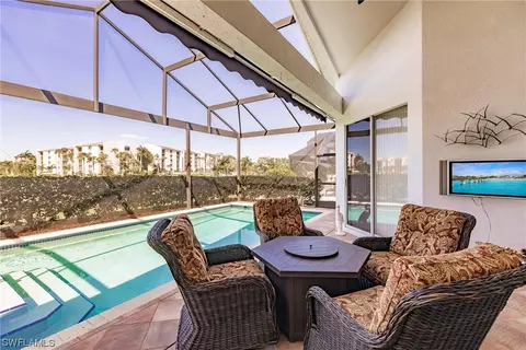 9534 Mariners Cove Ln, Fort Myers, FL 33919