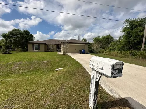 136 Zobora Cir, Fort Myers, FL 33913