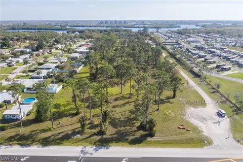 10600 Bayshore Rd, North Fort Myers, FL 33917