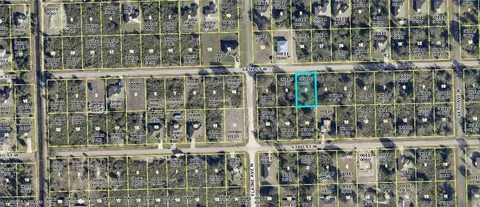 2615 64th St W, Lehigh Acres, FL 33971
