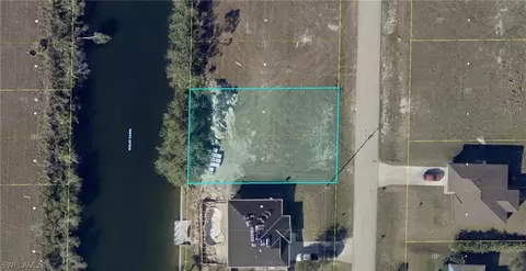 2532 NE 1st Pl, Cape Coral, FL 33909