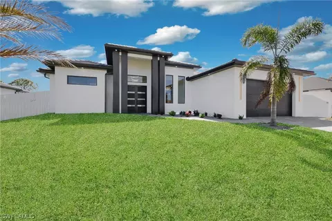 2318 SW 16th Ter, Cape Coral, FL 33991