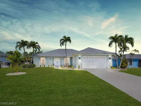 233 SW 45th St, Cape Coral, FL 33914