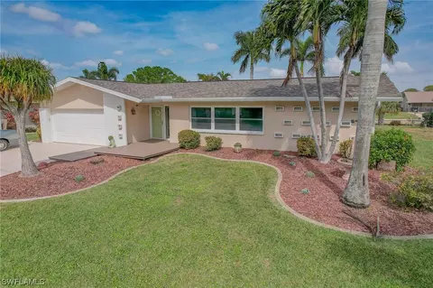 4506 SE 6th Ct, Cape Coral, FL 33904