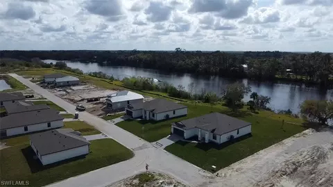 853 Gen Chesty Puller Ct, Labelle, FL 33935 photo 10