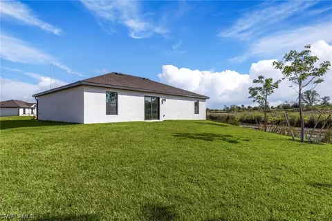 853 Gen Chesty Puller Ct, Labelle, FL 33935 photo 9