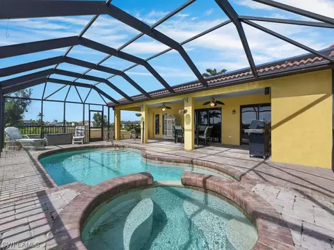 2220 NW 15th St, Cape Coral, FL 33993