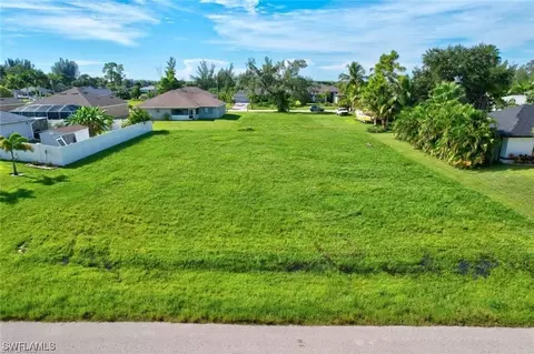 1820 SW 10th Ter, Cape Coral, FL 33991