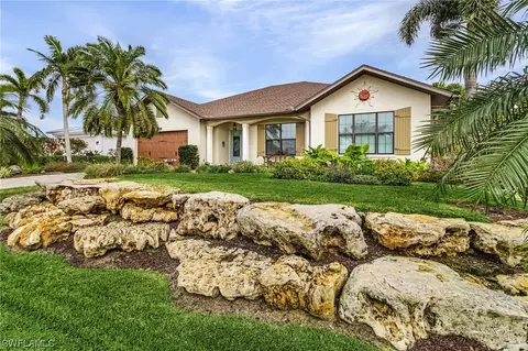 2436 Cherimoya Ln, Saint James City, FL 33956