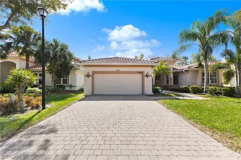 20398 Foxworth Cir, Estero, FL 33928
