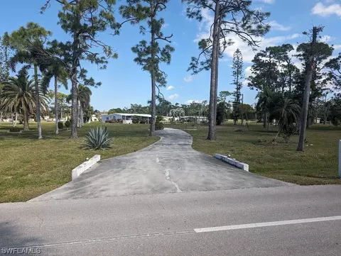 9780 Lake Fairways Blvd, North Fort Myers, FL 33903