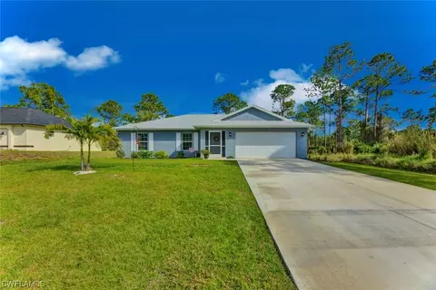 733 Holmes Ave, Lehigh Acres, FL 33974