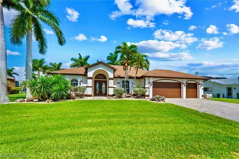 2507 SE 22nd Ct, Cape Coral, FL 33904