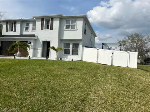 517 NW 5th St, Cape Coral, FL 33993