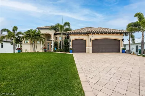 425 NW 38th Ave, Cape Coral, FL 33993