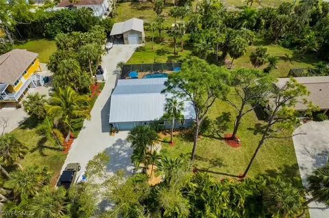 16501 S Oleander Dr, Fort Myers, FL 33908