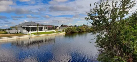 613 NW 36th Pl, Cape Coral, FL 33993